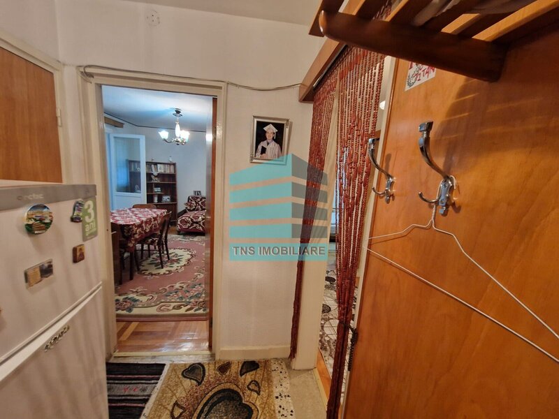 Titan, Liviu Rebreanu, 3 camere, decomandat, 5 minute metrou