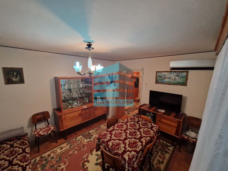 Titan, Liviu Rebreanu, 3 camere, decomandat, 5 minute metrou